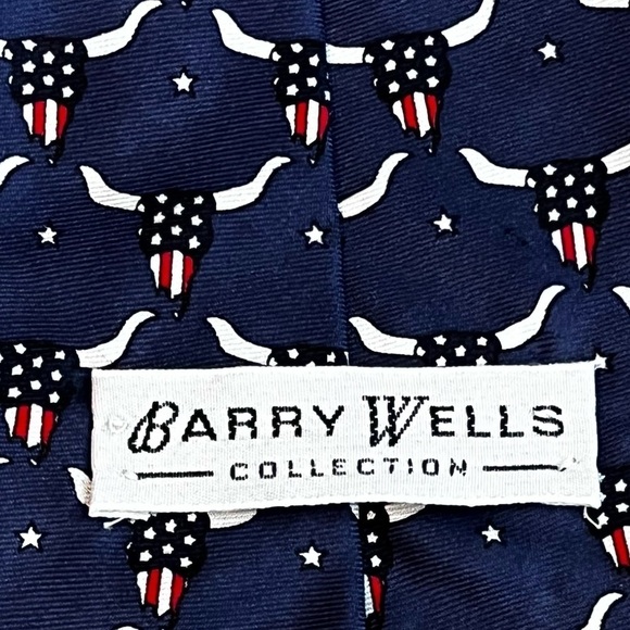Barry Wells 100% Silk Neck Tie Bullish on America USA Flag Longhorn Print Navy - Picture 7 of 8